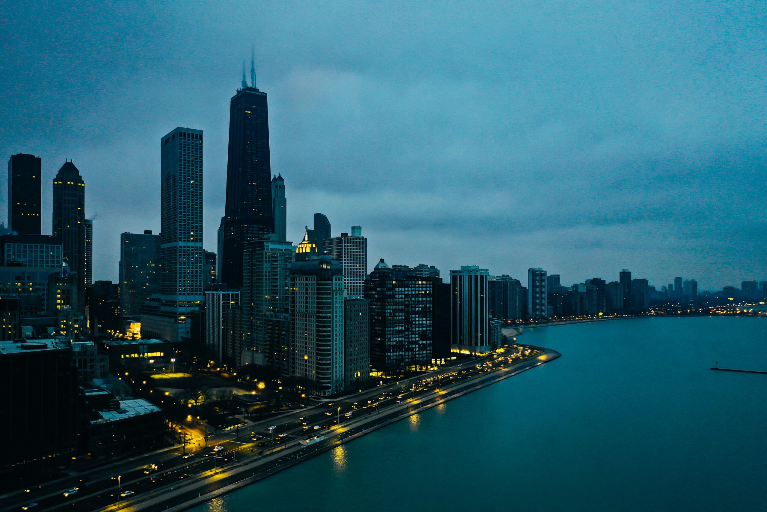 Evening shot of the city of Chicago